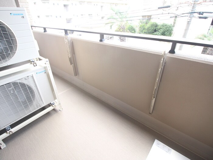 物件内観写真16　(ベランダ・バルコニー)