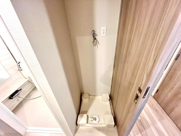 物件内観写真17　(洗濯機置場)