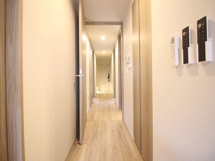 物件内観写真18　(廊下)
