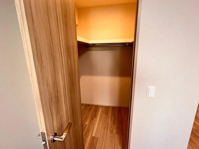 物件内観写真21　(収納)