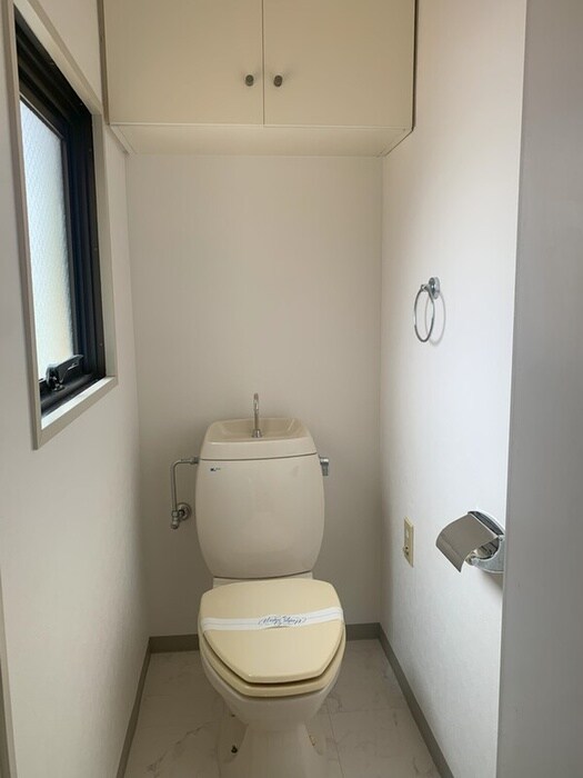 物件内観写真12　(トイレ)