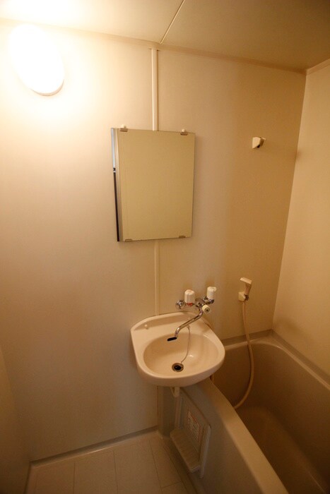 物件内観写真9　(洗面)