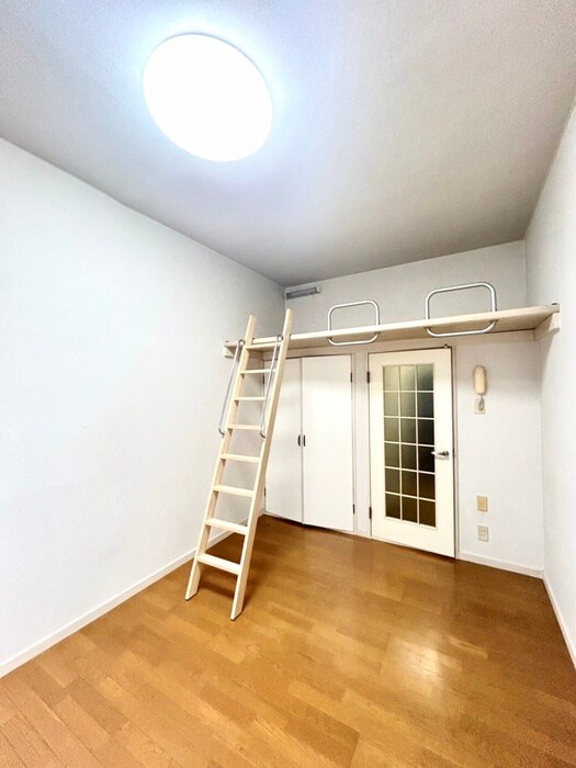 物件内観写真14　(居室)