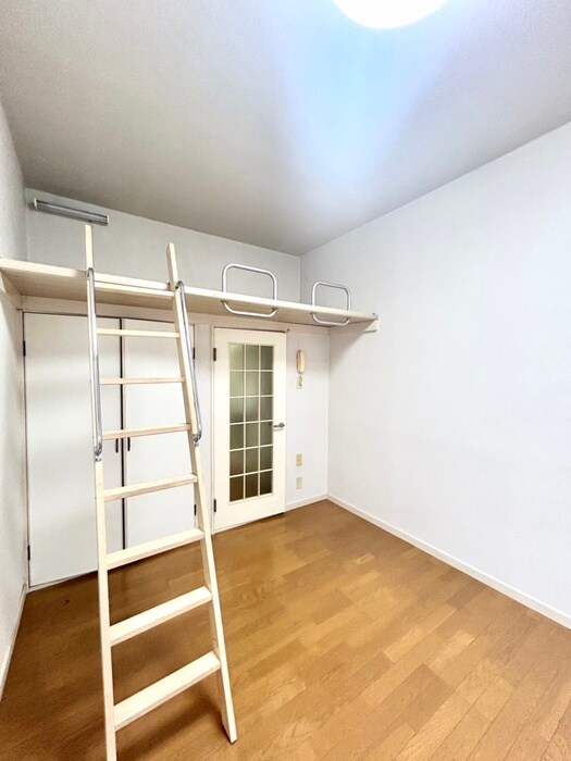 物件内観写真15　(居室)