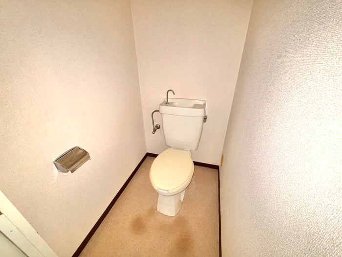 物件内観写真11　(トイレ)