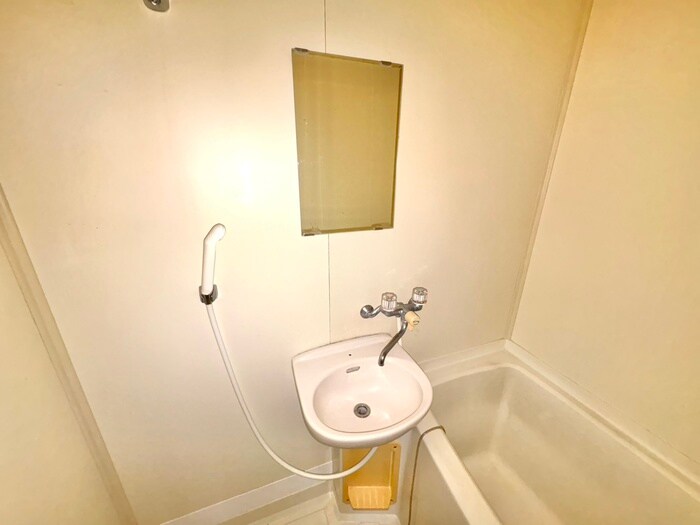 物件内観写真12　(洗面)