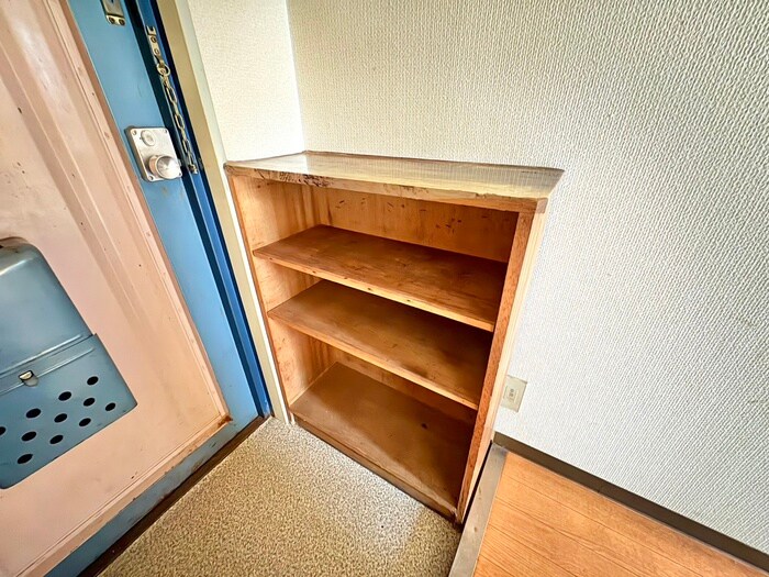 物件内観写真14　(靴箱)