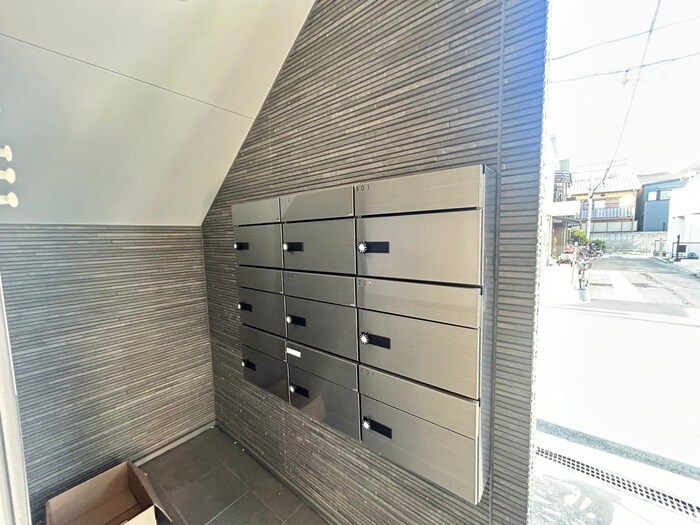 物件外観写真4　(建物設備)