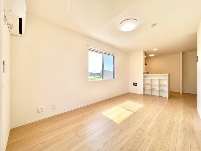 物件内観写真7　(居室)