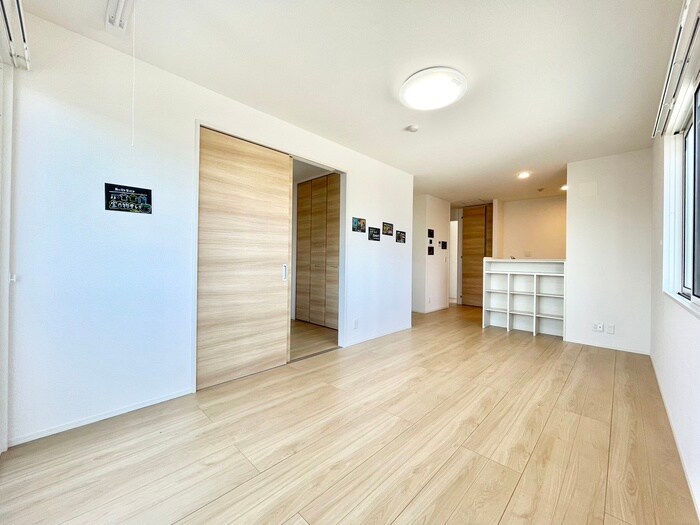 物件内観写真7　(居室)