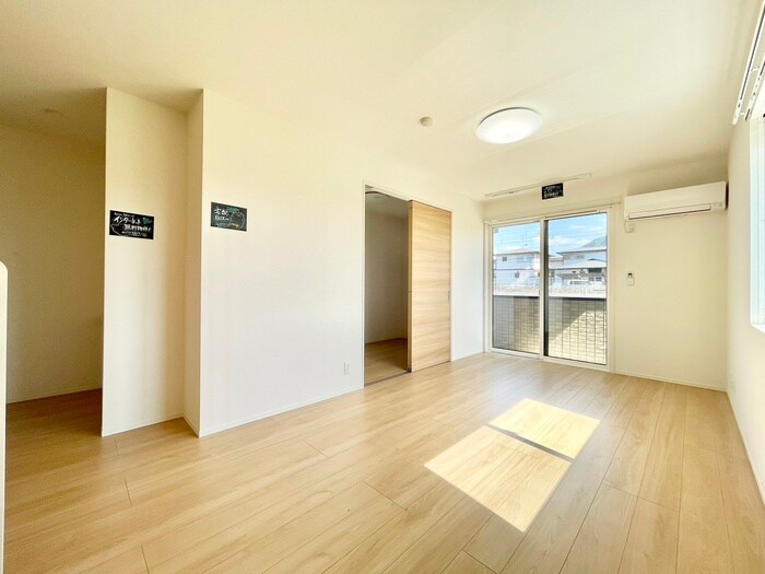 物件内観写真8　(居室)