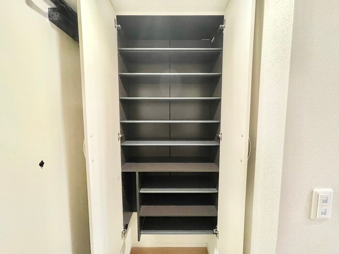 物件内観写真16　(靴箱)
