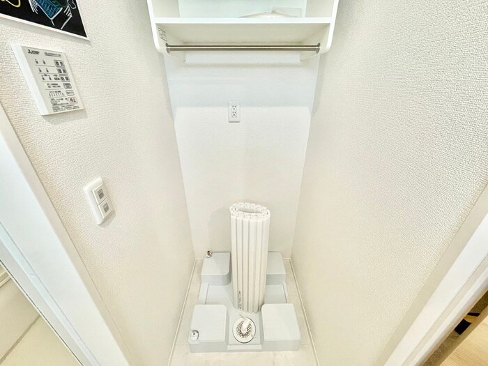 物件内観写真18　(洗濯機置場)