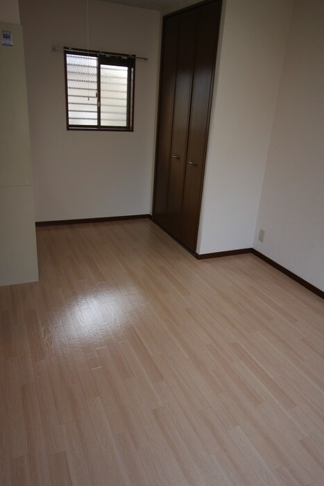 物件内観写真15　(居室)