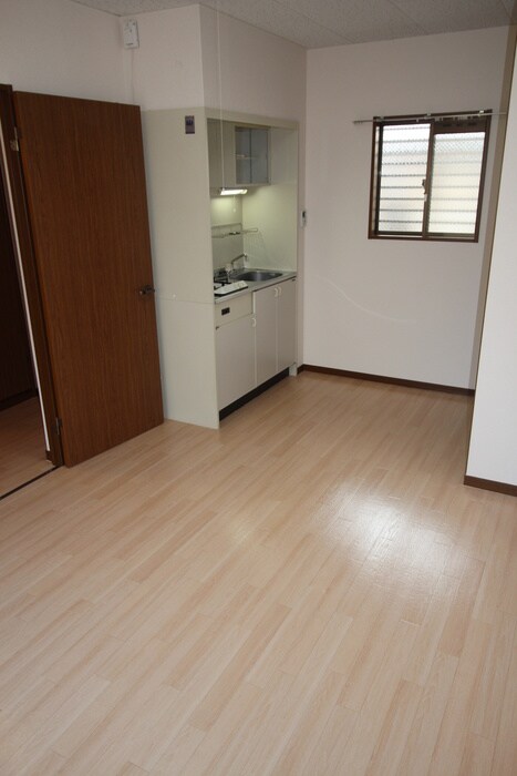 物件内観写真16　(居室)