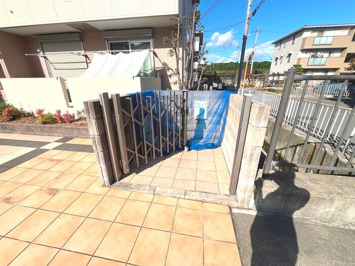 物件外観写真6　(建物設備)