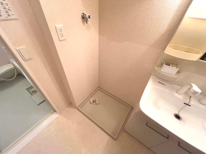 物件内観写真19　(洗濯機置場)