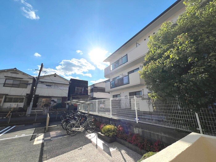 物件内観写真22　(室内からの展望)