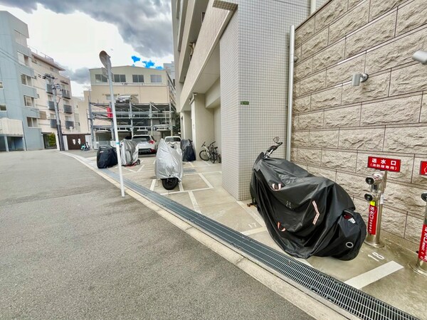 バイク置き場