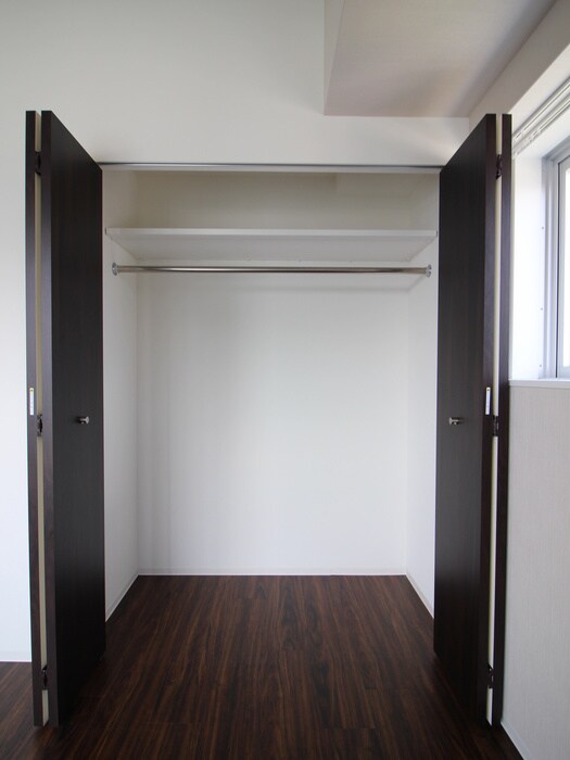 物件内観写真16　(収納)