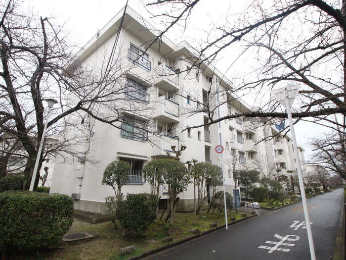 香里三井F住宅79号棟（402）