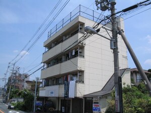 マンションサンフィ－ルド外観写真