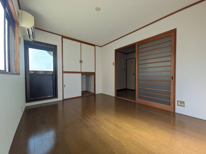 物件内観写真8　(居室)