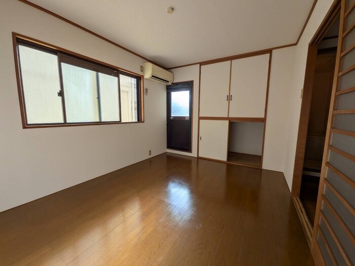 物件内観写真9　(居室)