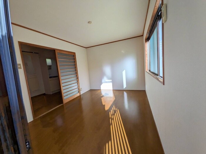 物件内観写真12　(居室)