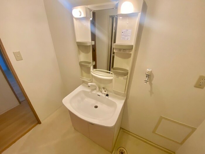 物件内観写真11　(洗面)