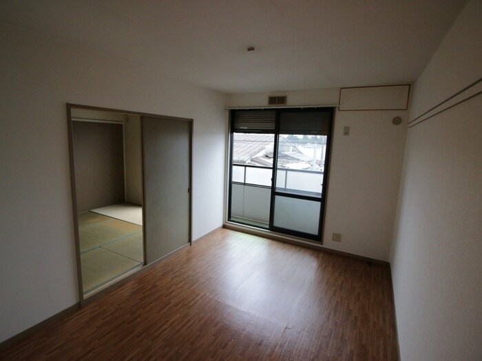 物件内観写真16　(居室)