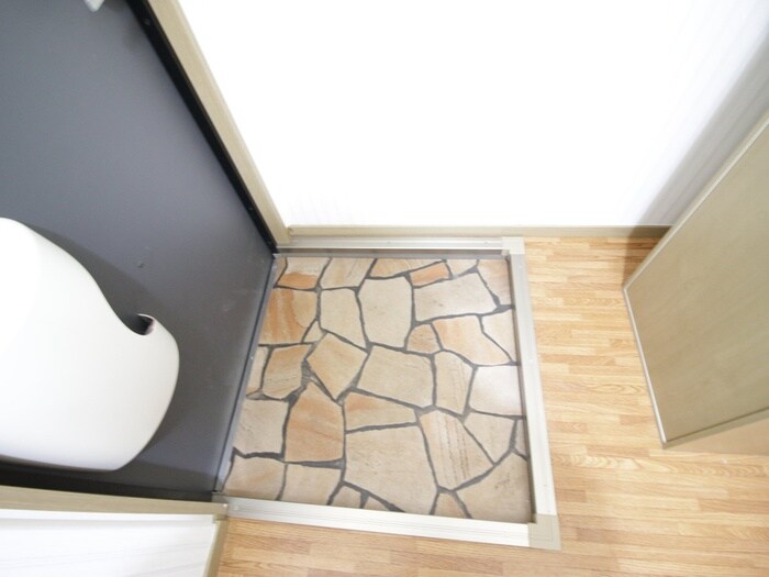 物件内観写真19　(玄関)