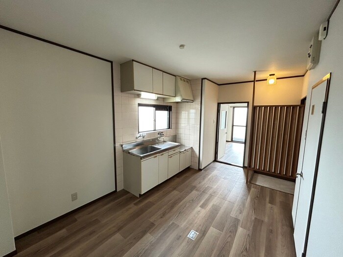 物件内観写真8　(内観写真)