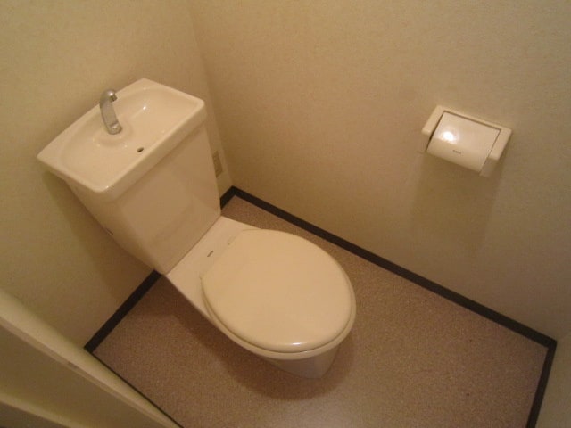 物件内観写真11　(トイレ)