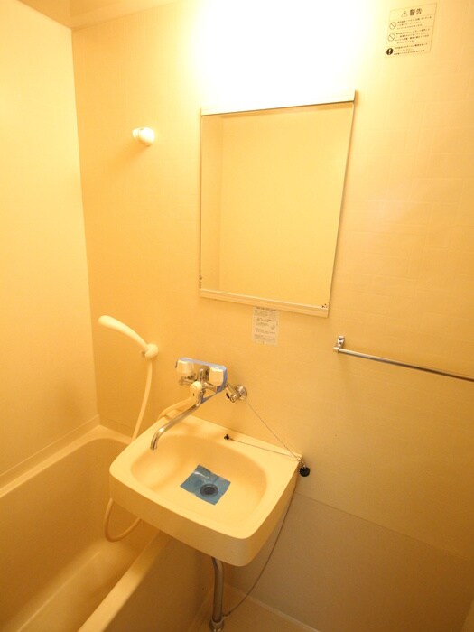 物件内観写真13　(洗面)