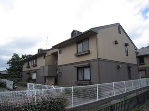 グリ－ンパ－ク鴻池Ｂ棟外観写真