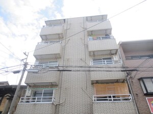 メゾンホワイティ外観写真