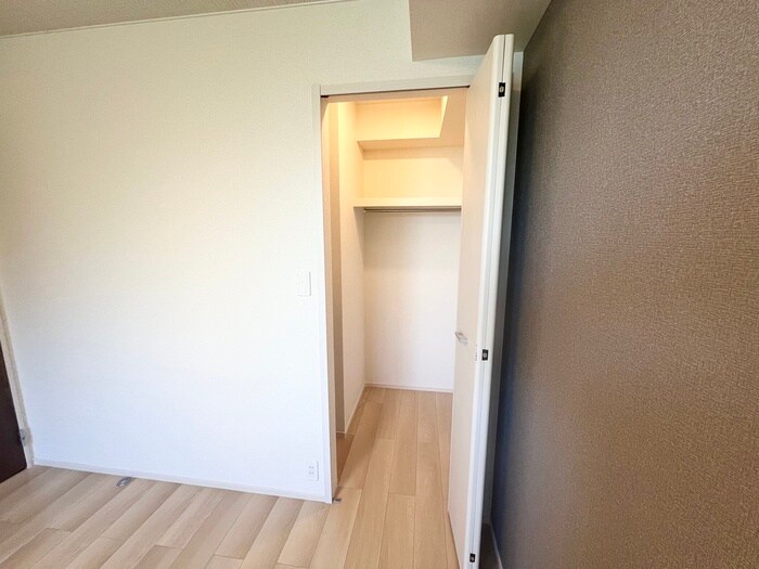物件内観写真5　(収納)