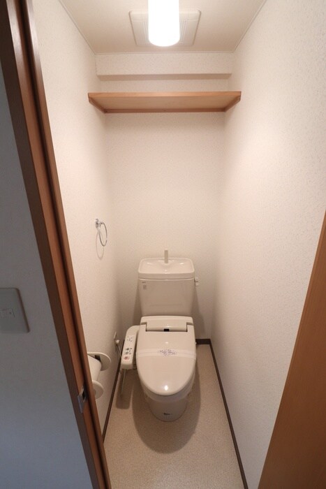 物件内観写真11　(トイレ)