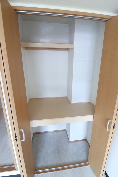 物件内観写真13　(収納)