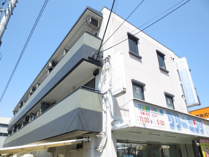 物件外観写真1　(外観写真)