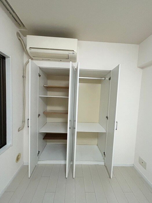 物件内観写真22　(収納)