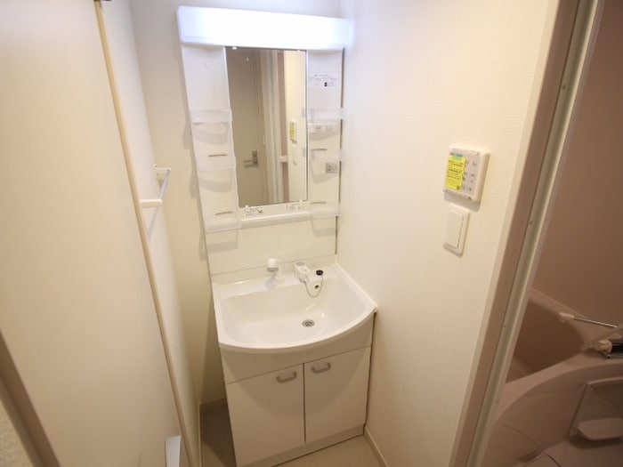 物件内観写真10　(洗面)