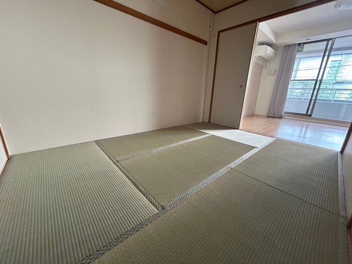 物件内観写真16　(居室)