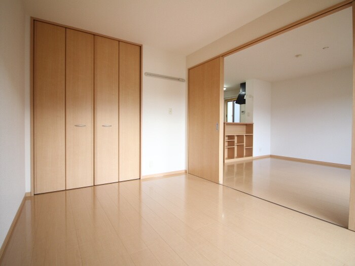 物件内観写真7　(居室)