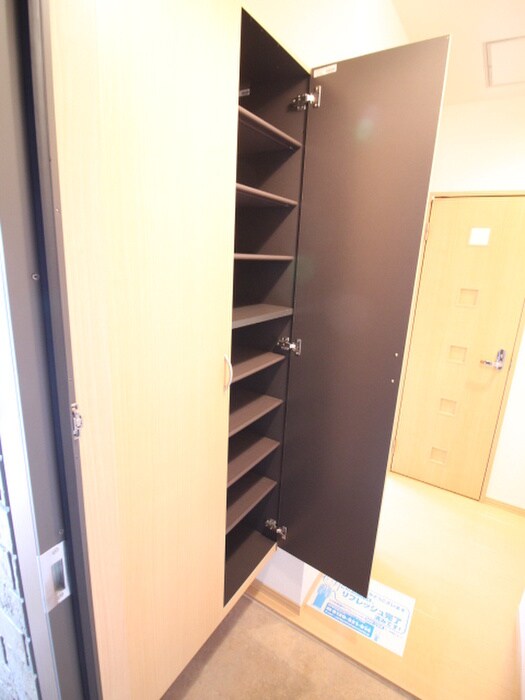 物件内観写真9　(洗面)