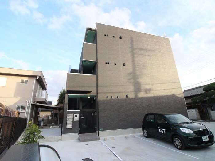 物件外観写真3　(外観写真)