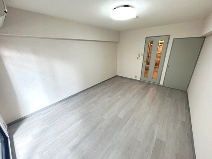 物件内観写真11　(居室)