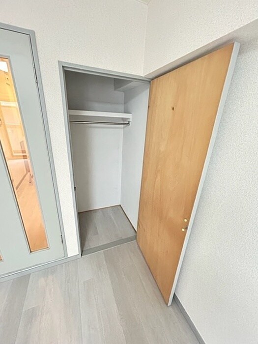 物件内観写真12　(収納)