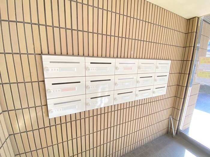 物件外観写真4　(建物設備)